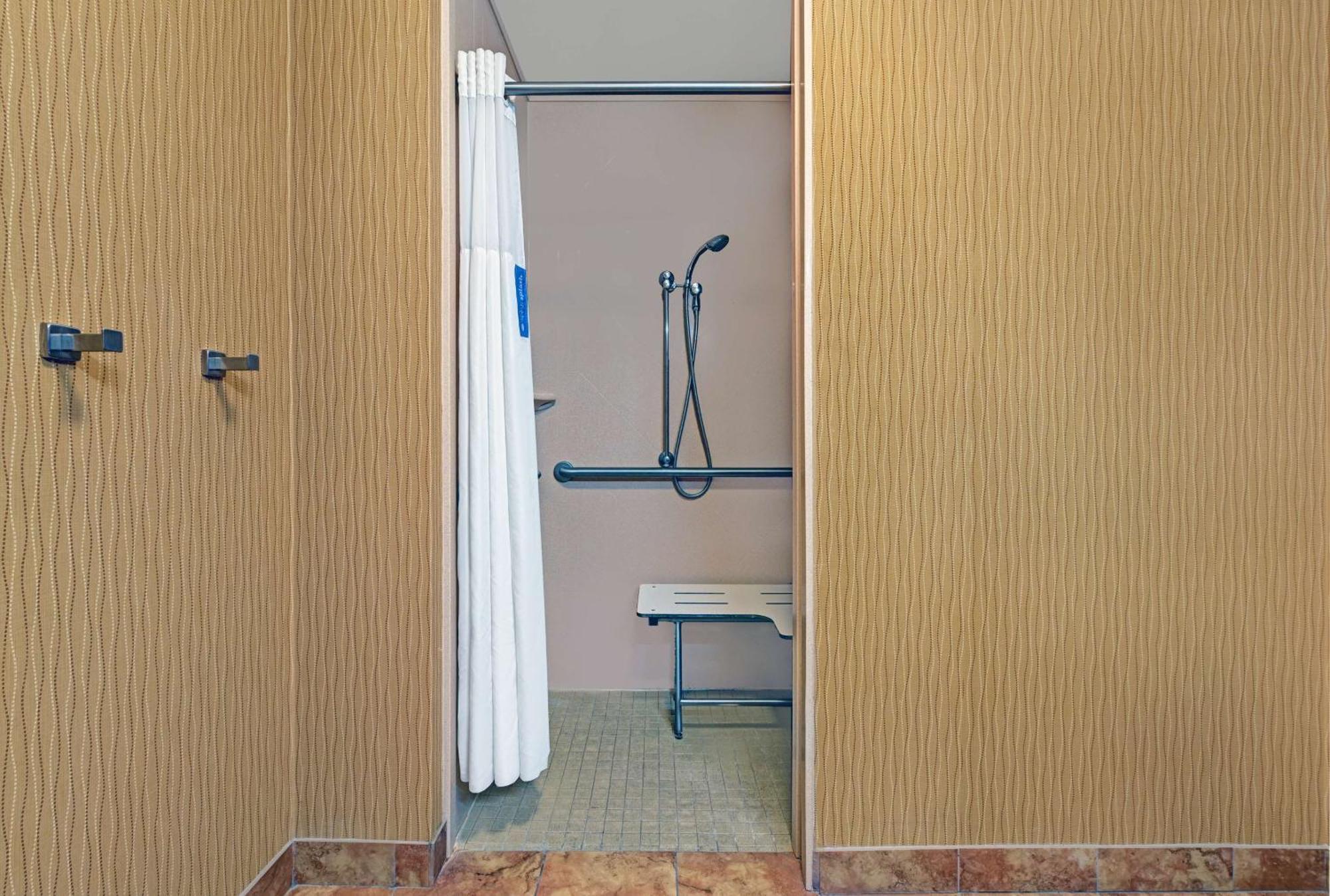 Hampton Inn Deming Buitenkant foto
